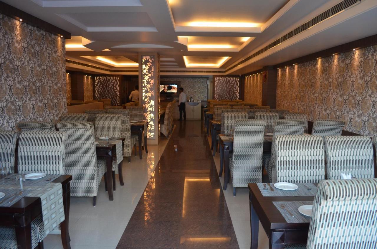 Puja Residency Hotel พาราณสี ภายนอก รูปภาพ