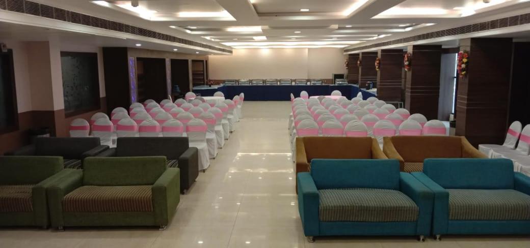 Puja Residency Hotel พาราณสี ภายนอก รูปภาพ