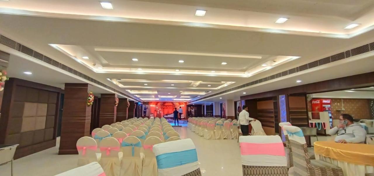 Puja Residency Hotel พาราณสี ภายนอก รูปภาพ