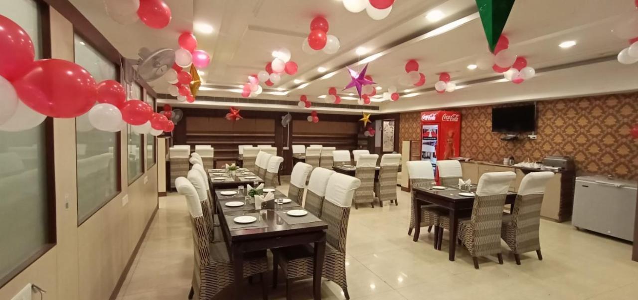 Puja Residency Hotel พาราณสี ภายนอก รูปภาพ