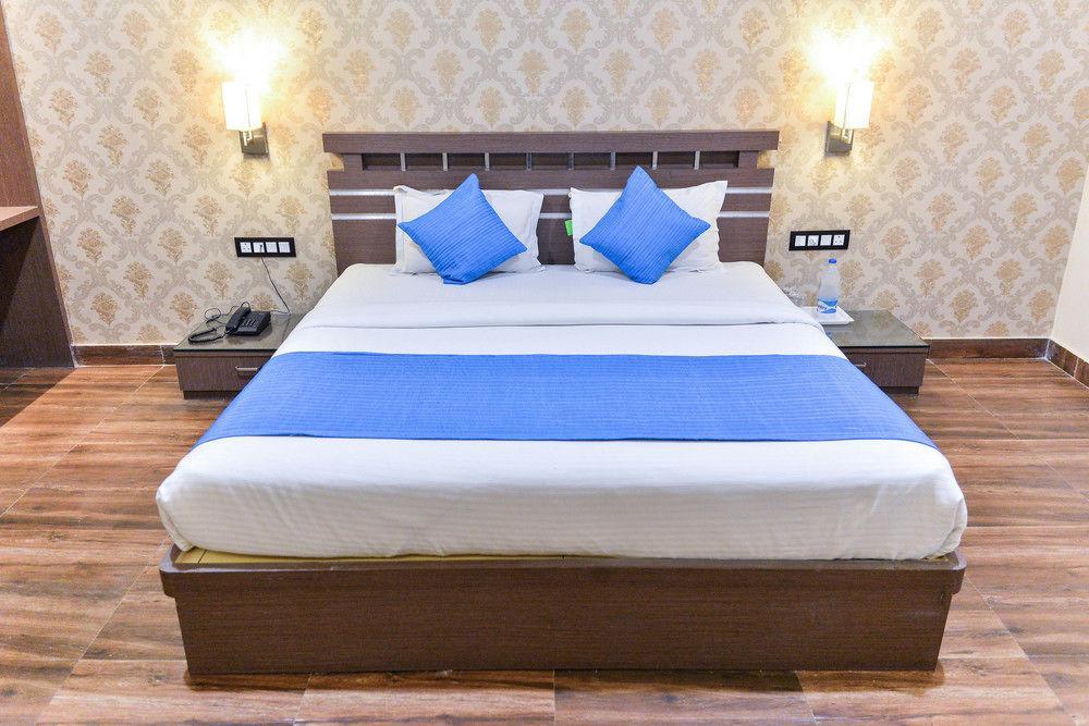 Puja Residency Hotel พาราณสี ภายนอก รูปภาพ