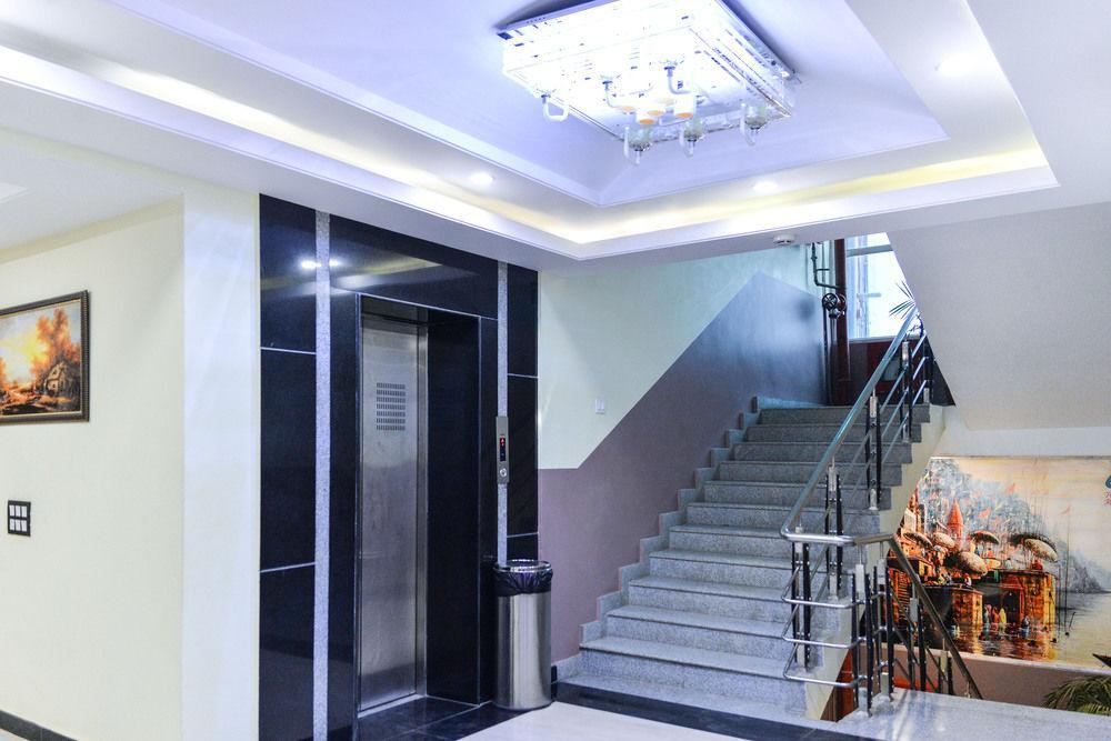 Puja Residency Hotel พาราณสี ภายนอก รูปภาพ