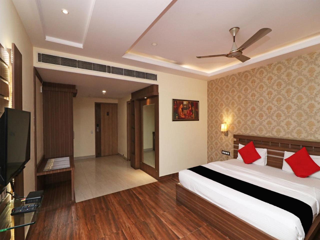 Puja Residency Hotel พาราณสี ภายนอก รูปภาพ