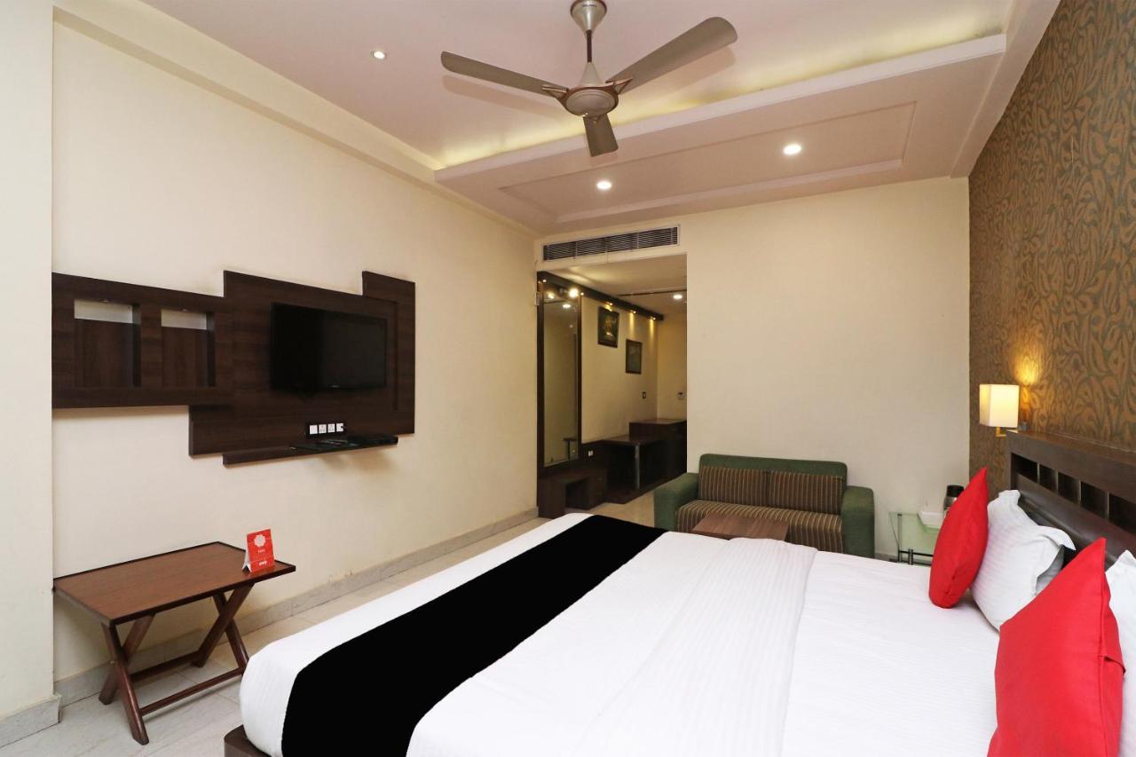 Puja Residency Hotel พาราณสี ภายนอก รูปภาพ