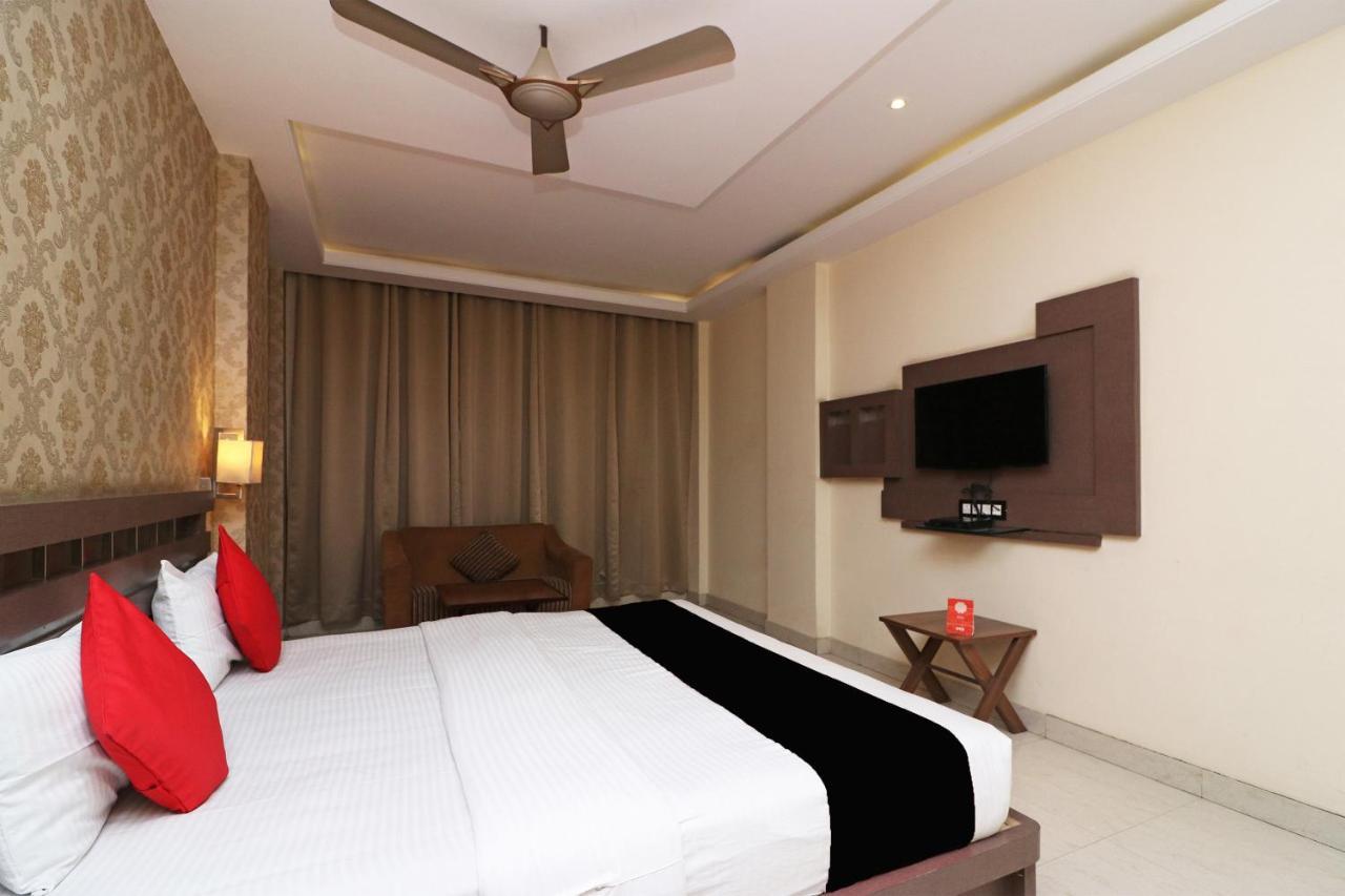Puja Residency Hotel พาราณสี ภายนอก รูปภาพ