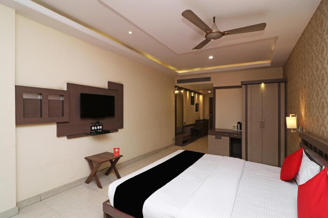 Puja Residency Hotel พาราณสี ภายนอก รูปภาพ